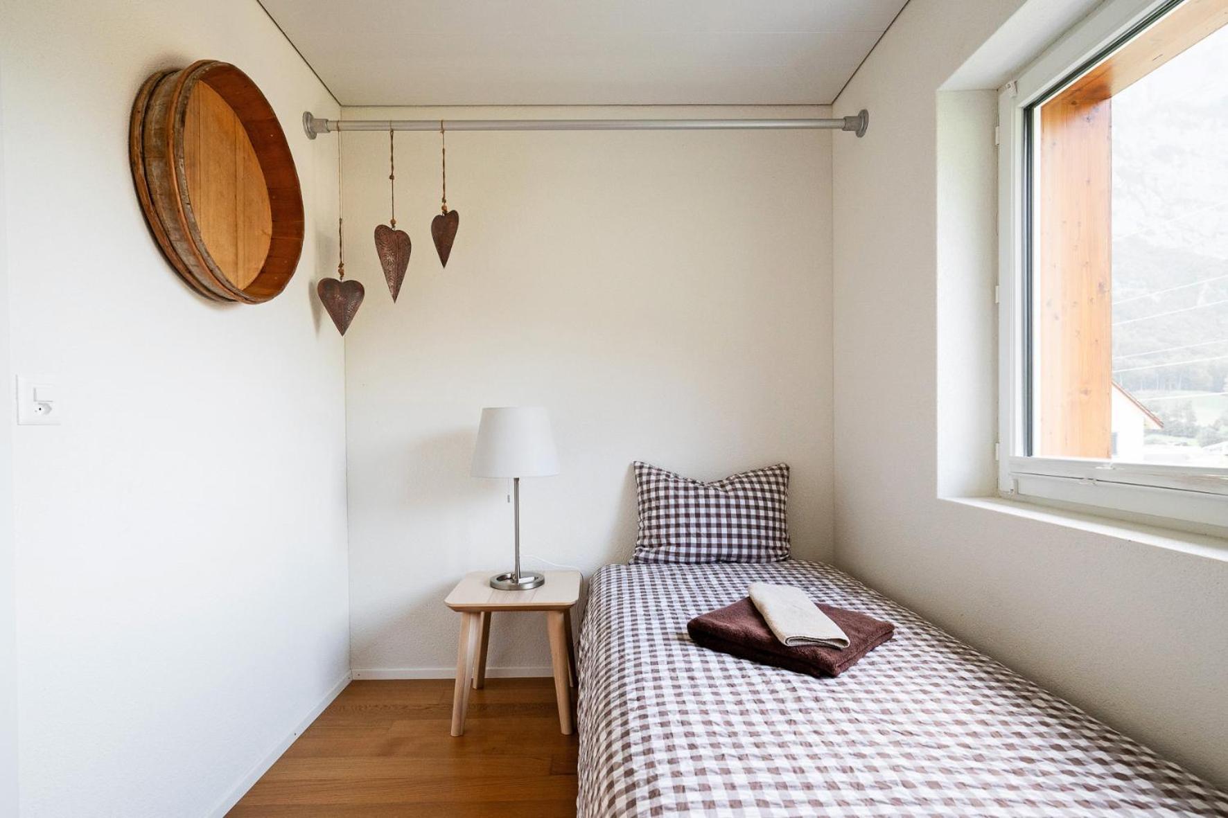 Glarner Bed Lägenhet Netstal Exteriör bild
